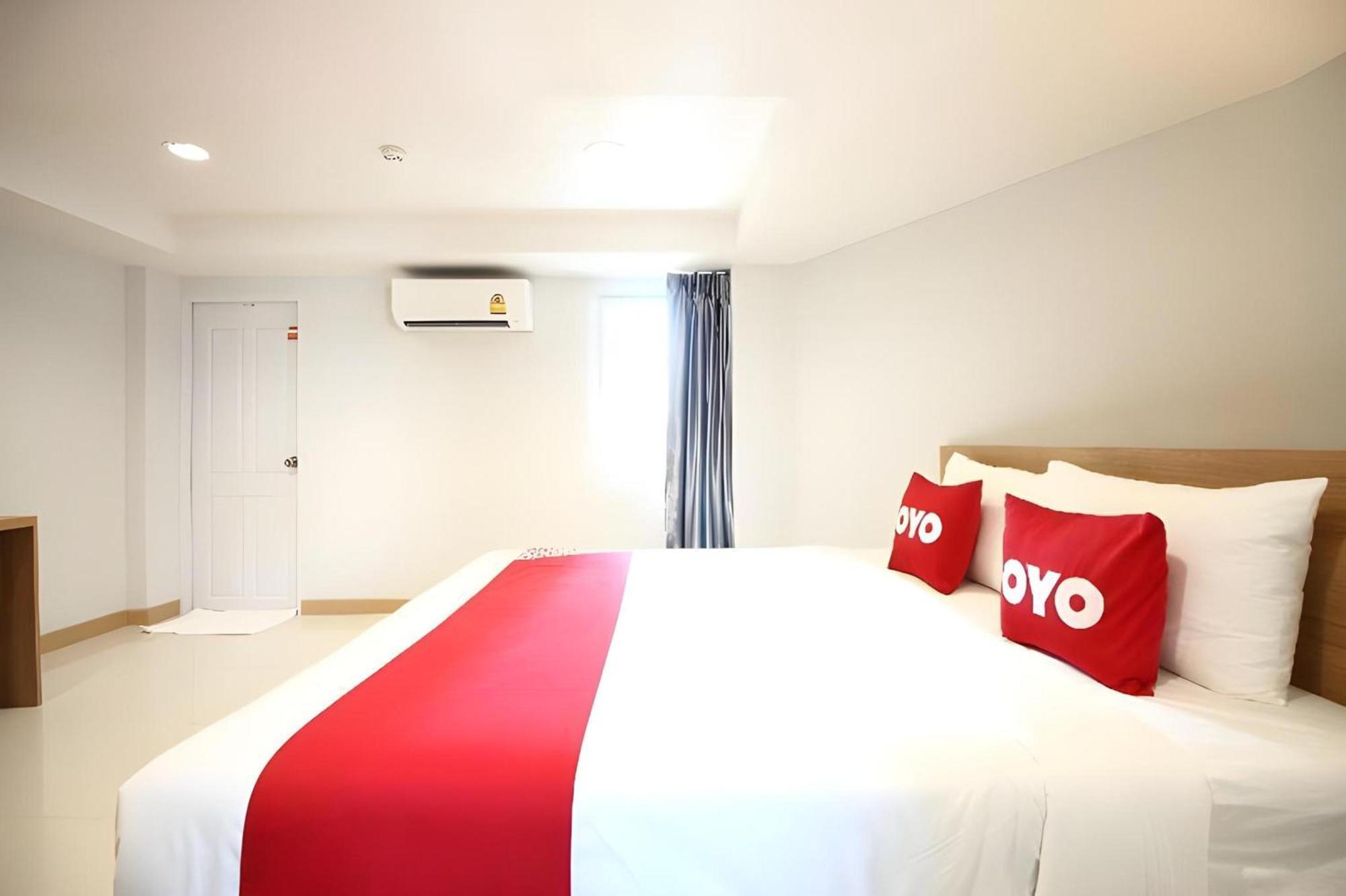 Super Oyo 483 Pannee Hotel Khaosan Banguecoque Exterior foto