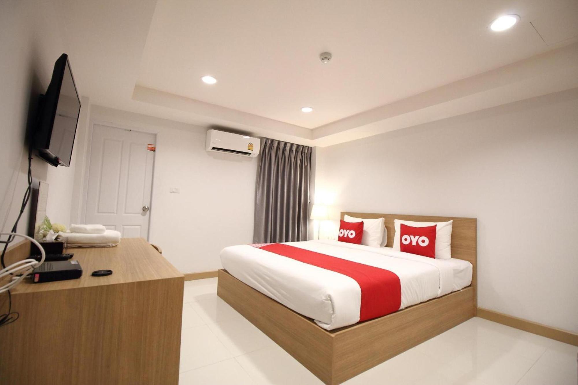 Super Oyo 483 Pannee Hotel Khaosan Banguecoque Exterior foto